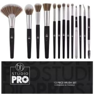 makeup kit