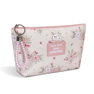 makeup kit