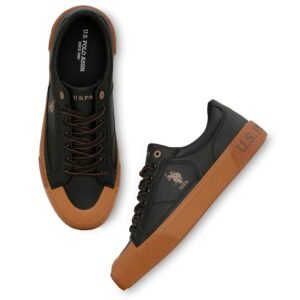 men sneakers