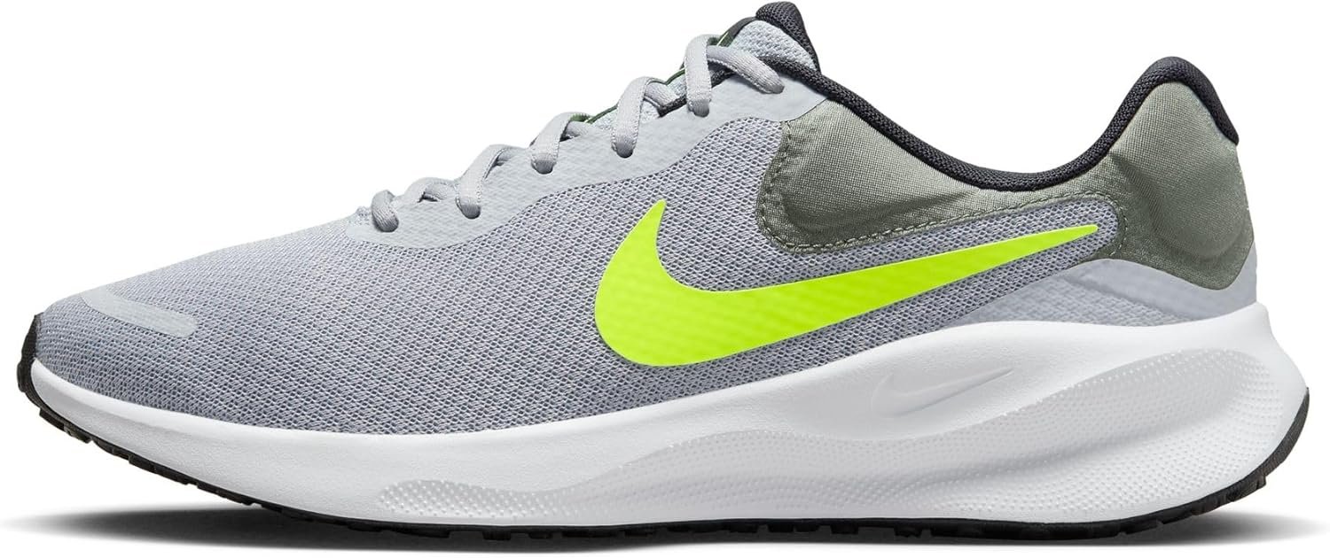 men running shoes