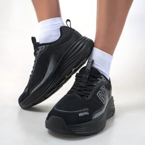 men running shoes