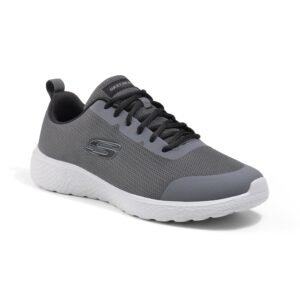 men running shoes