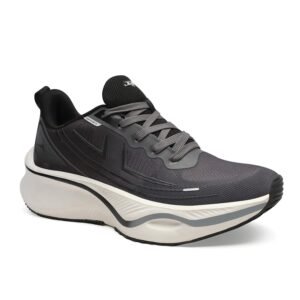 men running shoes
